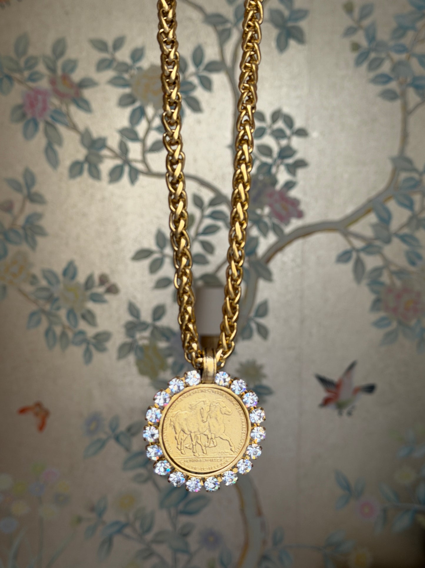 NEW!! Horse and Rhinestone Pendant Necklace