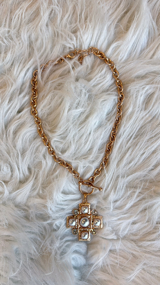 DOORBUSTER!! Rose Gold Cross Pendant Necklace