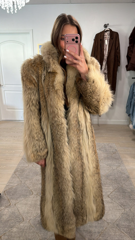 #GB5 Vintage Coyote Fur Coat