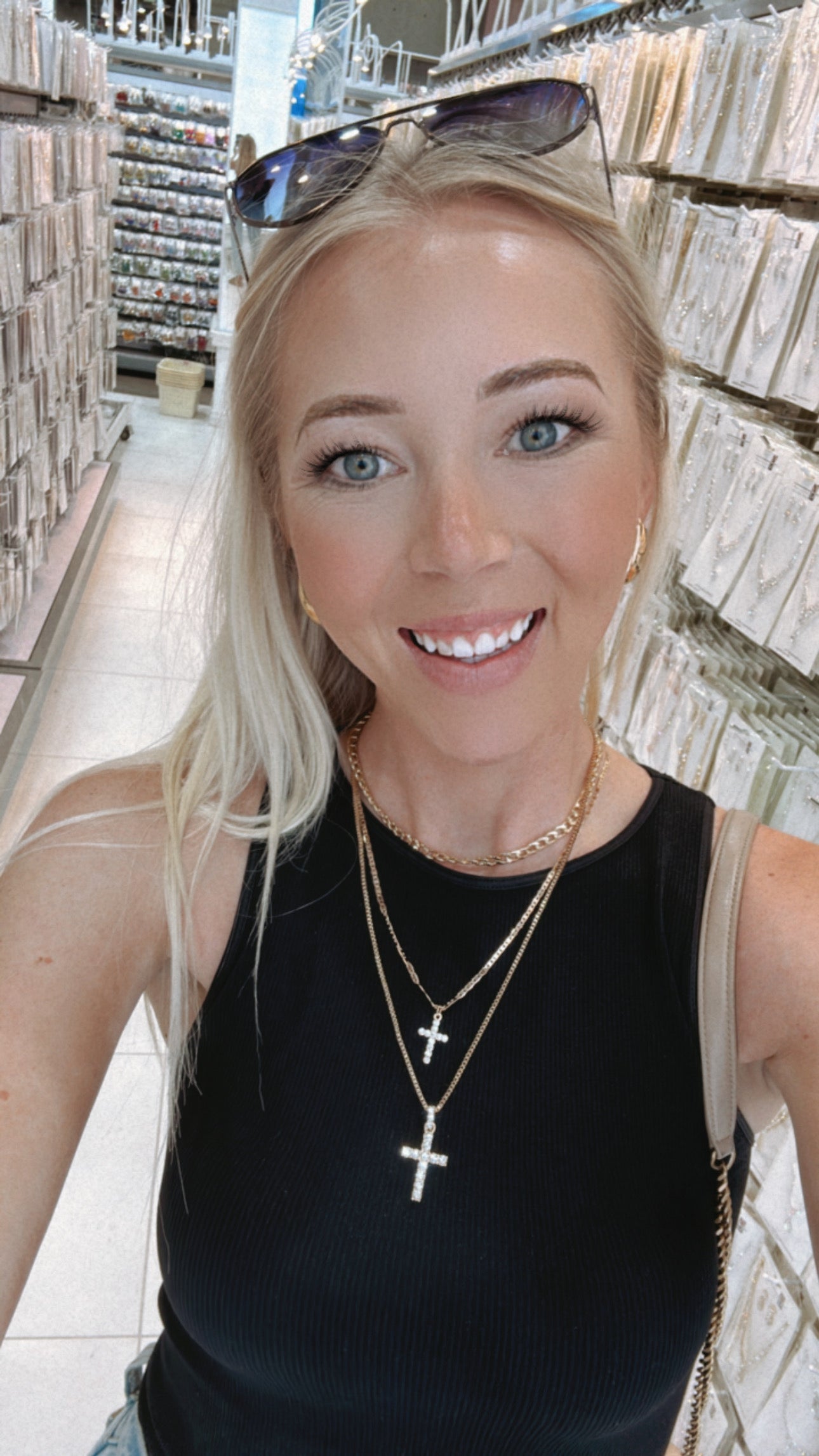 “AS SEEN ON ASHLEE NICHOLS”!! Gold Cross & Chain Layered Necklace