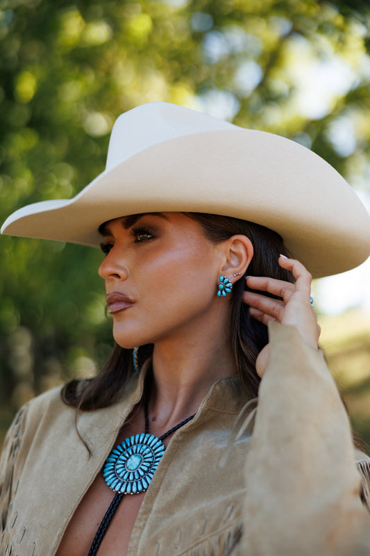 Kingman Turquoise Bolo Tie