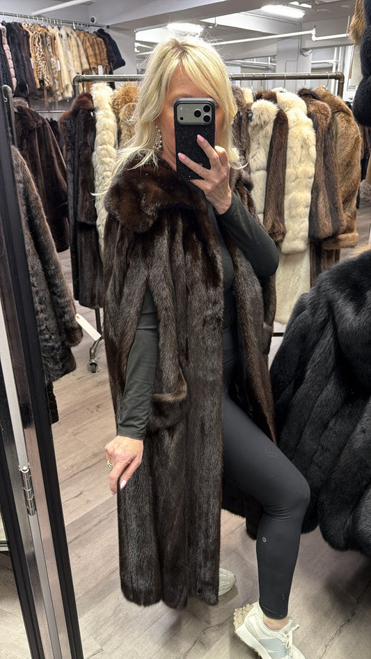 #GB17 Vintage Mahogany Mink Fur Cape
