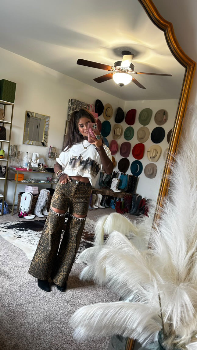 NEW!! Wild Horse Short Sleeve Tee in Ivory