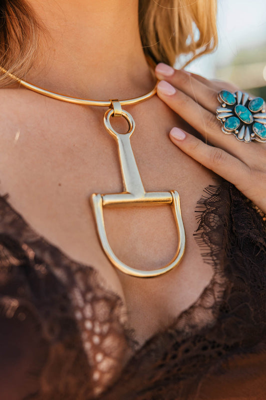 Horsebit Necklace in Gold
