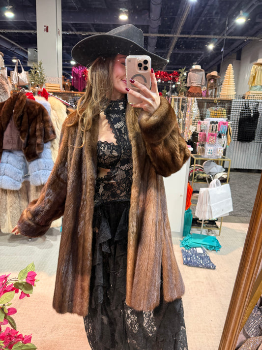 #S13 Vintage Brown Mink 7/8 Coat - Size Medium/Large