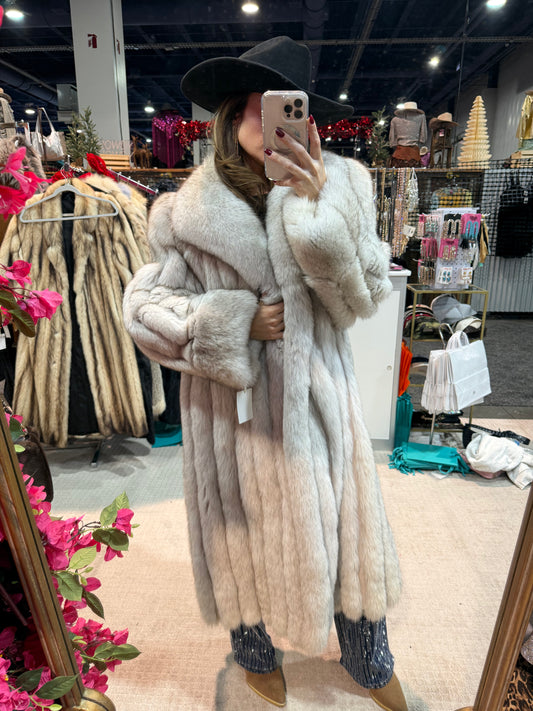 #S7 Vintage Natural Blue Fox Coat Size Small/Medium