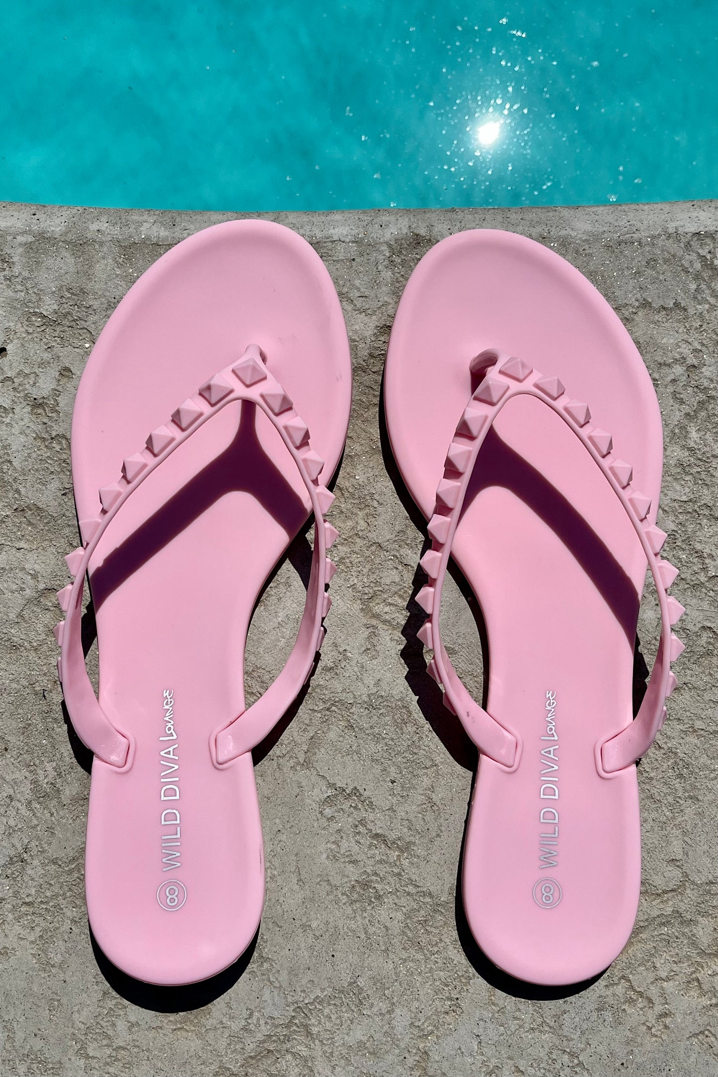 FINAL SALE!! Chic Pyramid Stud Sandal in Pink