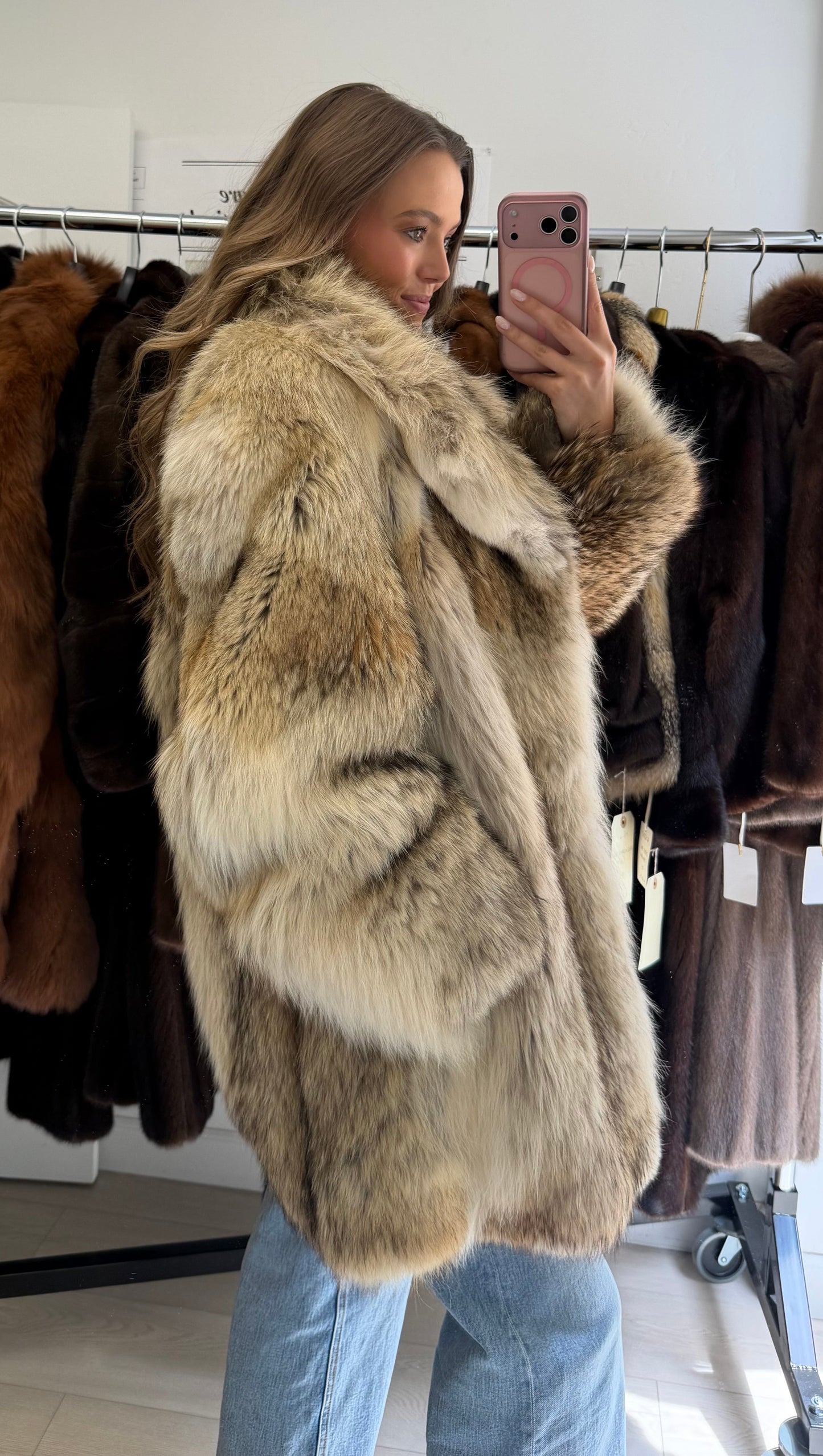 #44 Vintage Oversized Coyote Fur Jacket Size Small