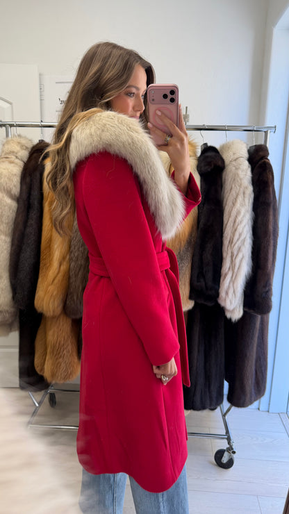 AS SEEN ON LAINEY WILSON!!! Vintage Wool Coat w/ Fox Collar