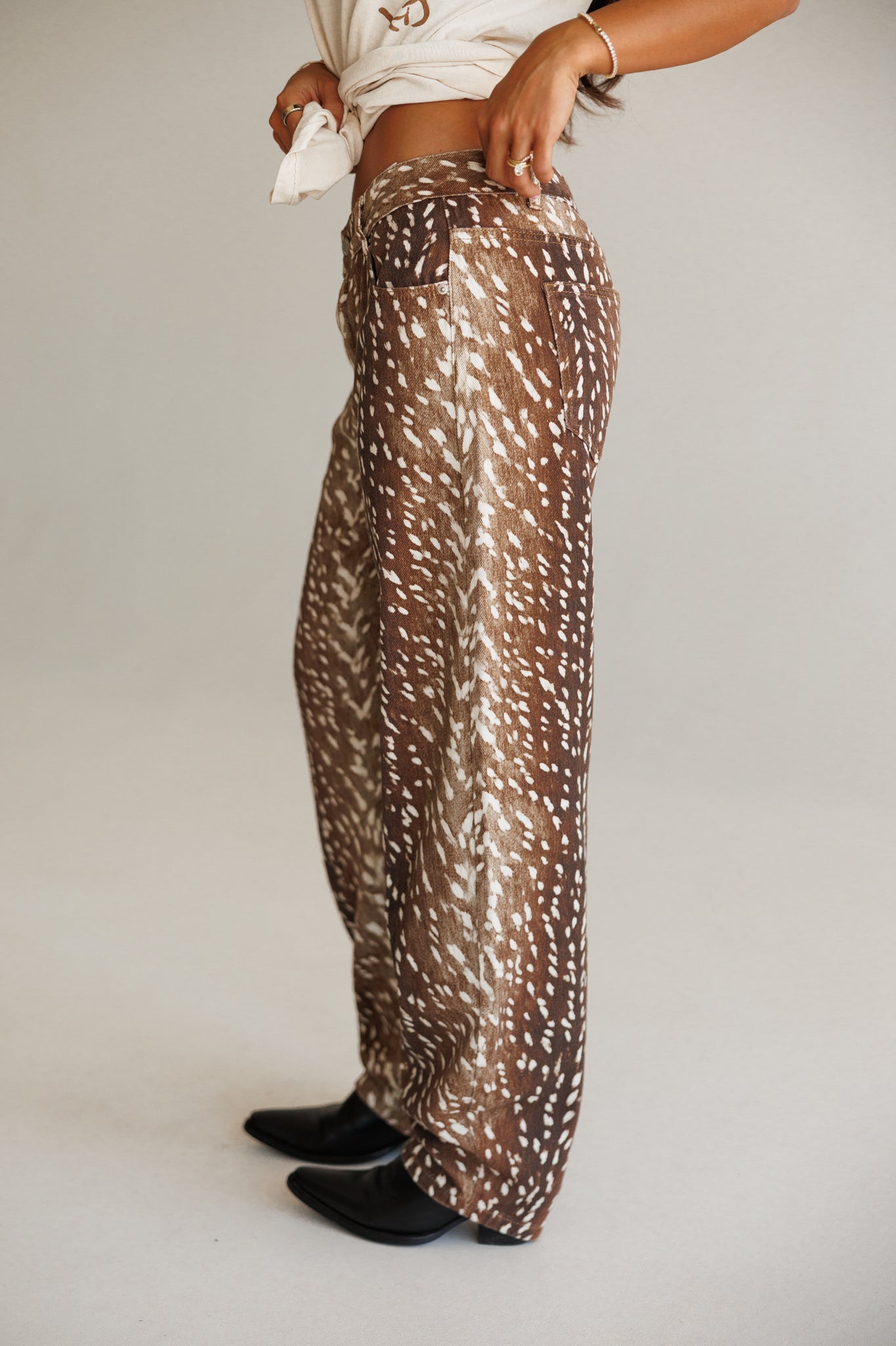 Dakota Barrel Leg Jeans in Bambi
