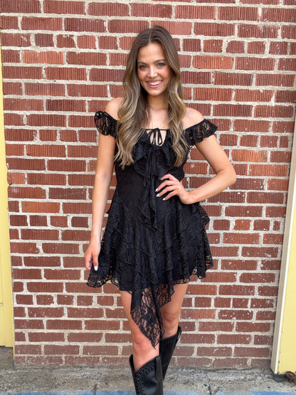 NEW!! Cactus Club Lace Dress in Black