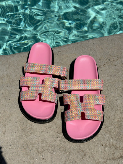The Lowkey Famous Slide in Pink Raffia