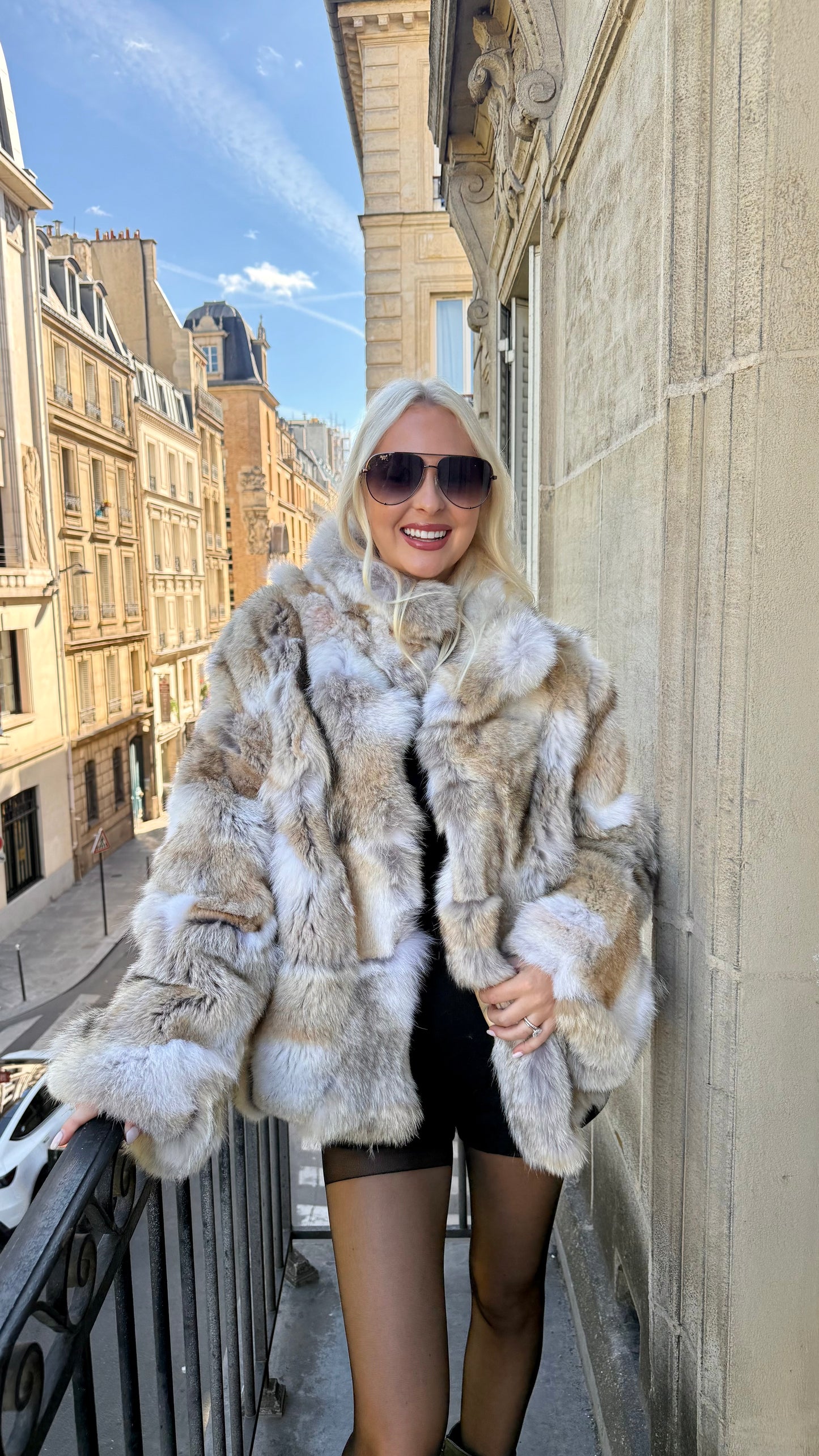 #97 Vintage Coyote Fur Jacket Size Medium
