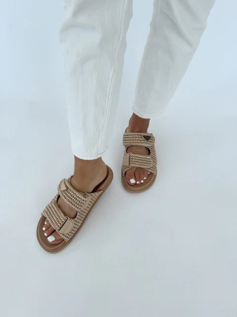 AS SEEN ON WHITNEY RIFE!! The Tuscany Raffia Slide in Nude