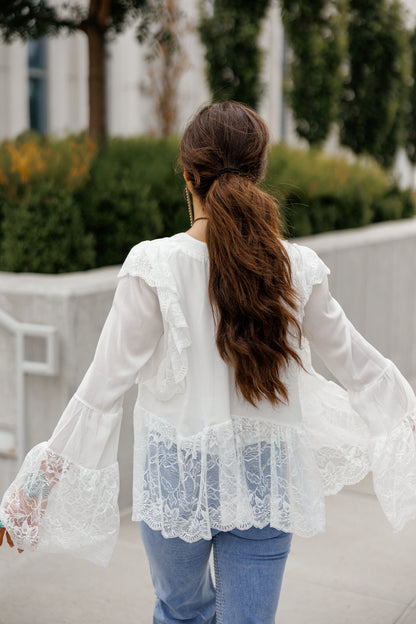 NEW!! "Canyon" Lace Trim Top in White