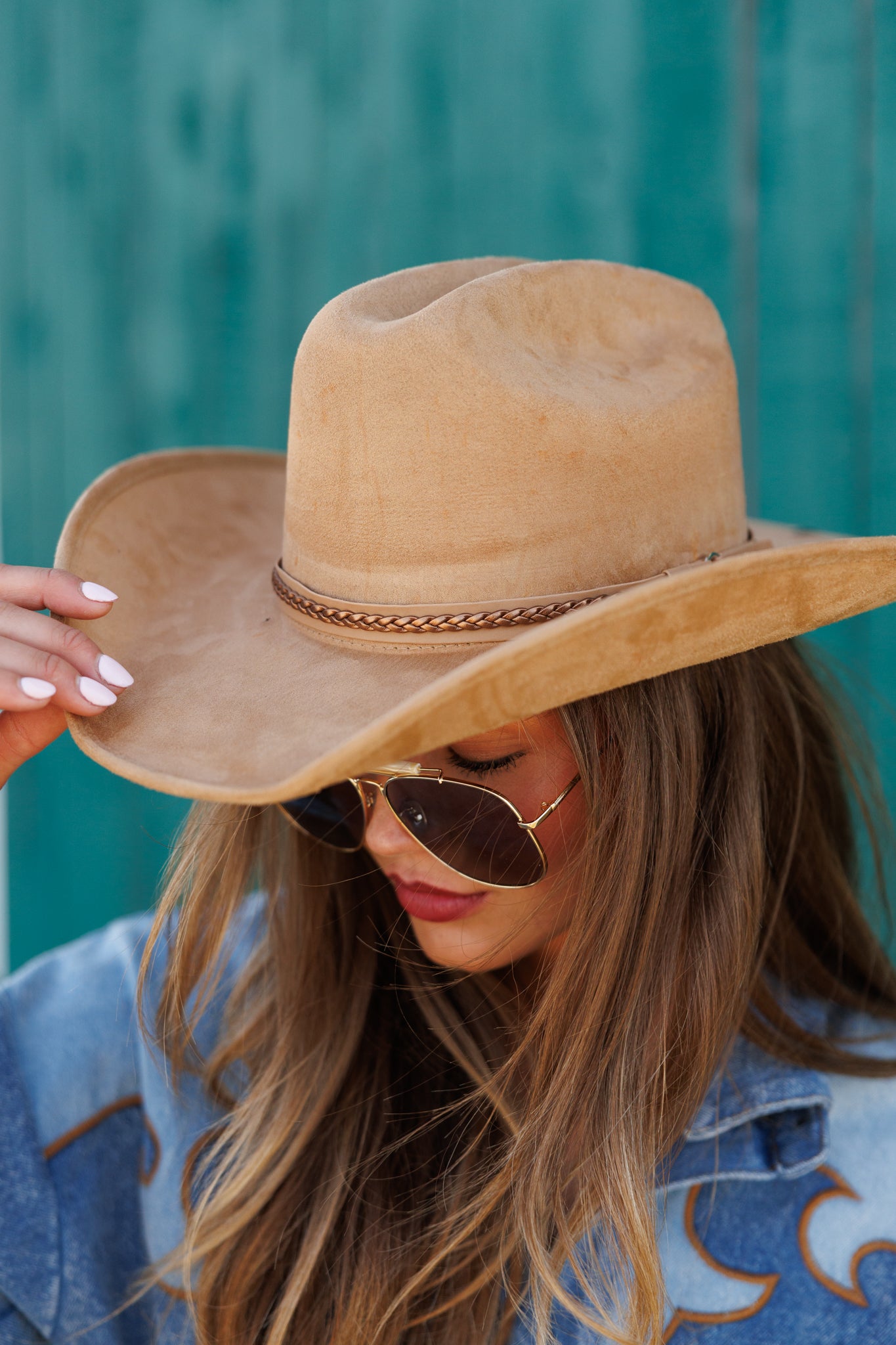 The "El Dorado" Faux Suede Cowboy Hat in Tan (7911399850223)