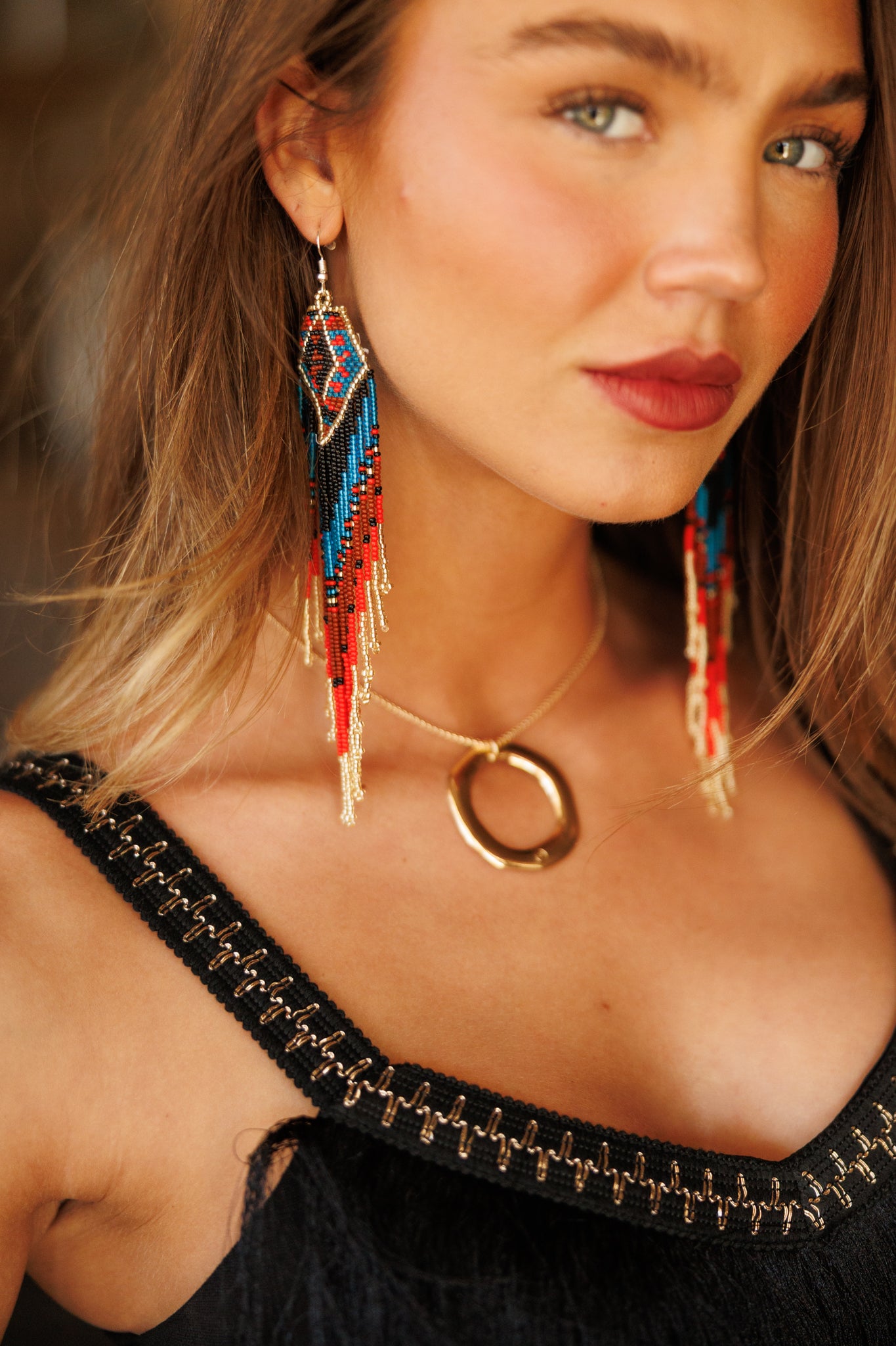 Open Circle Statement Necklace in Gold