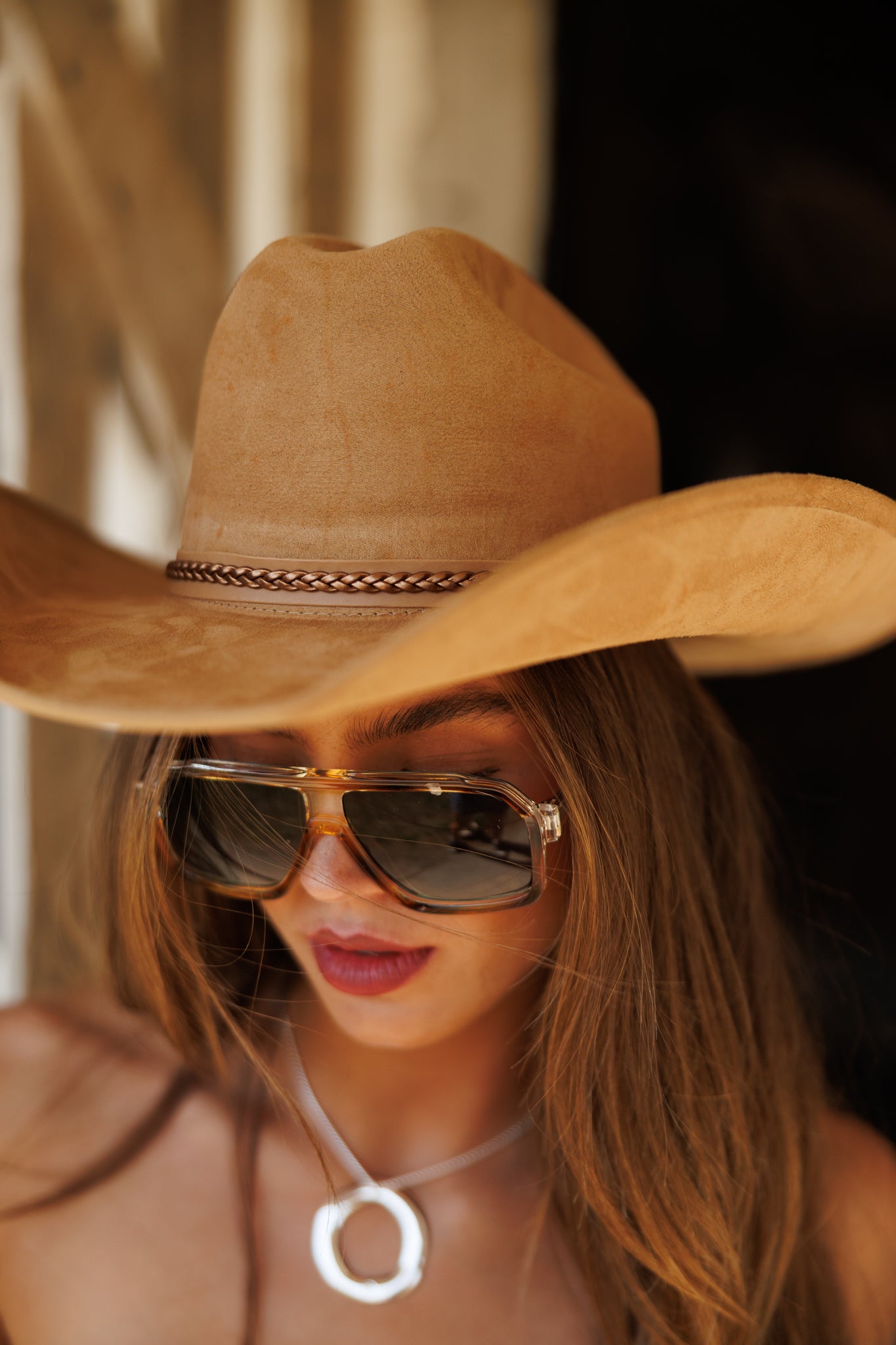 The "El Dorado" Faux Suede Cowboy Hat in Tan (7911399850223)