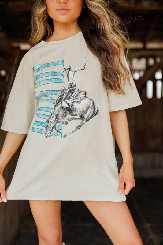 Howdy Graphic Tee in Tan