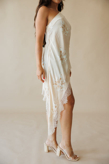 AS SEEN ON KATIE LANGLEY! Asymmetric Lace Top in Nude Floral