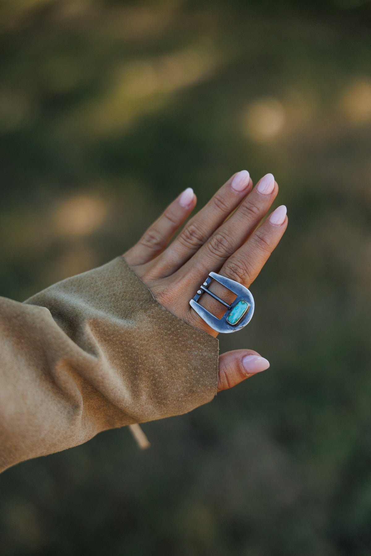 The Buckle Kingman Turquoise Ring