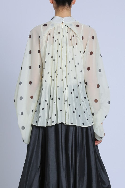 FINAL SALE!! Chic Polka Dot Blouse