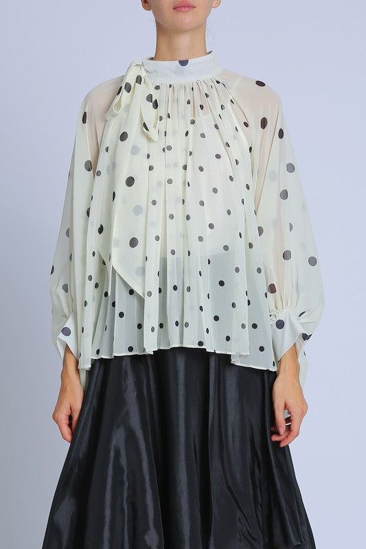 NEW!! Chic Polka Dot Blouse