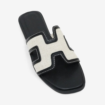 Island Luxe Contrast Slide in Black