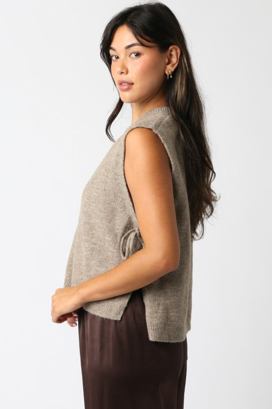 NEW!! Hunter Knit Side Tie Sweater Vest in Mocha – Glitzy Bella