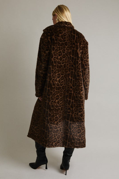 “Luxe Muse" Cheetah Faux Fur Coat