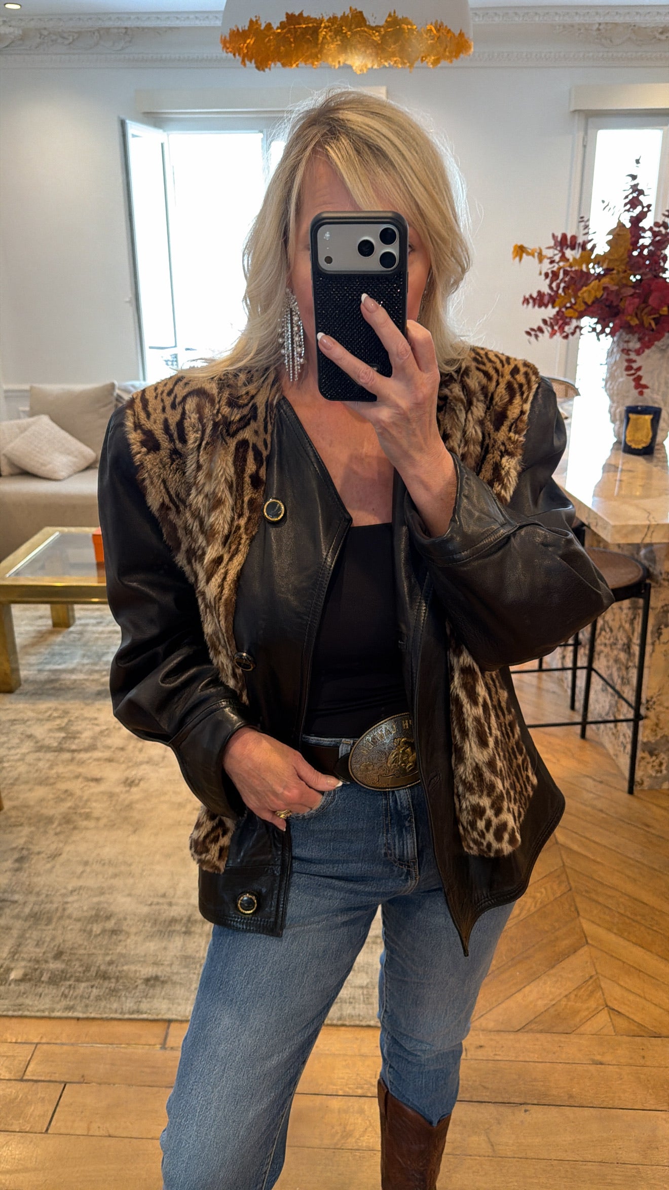 Vintage Leather Jacket w/ Rabbit Fur Details Size M/L