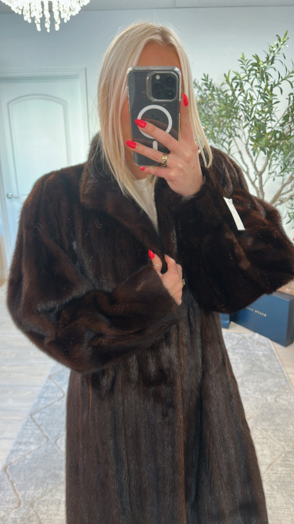 #15 Vintage Mahogany Mink Coat - Size S/M