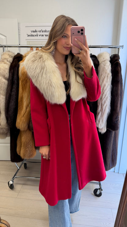 AS SEEN ON LAINEY WILSON!!! Vintage Wool Coat w/ Fox Collar