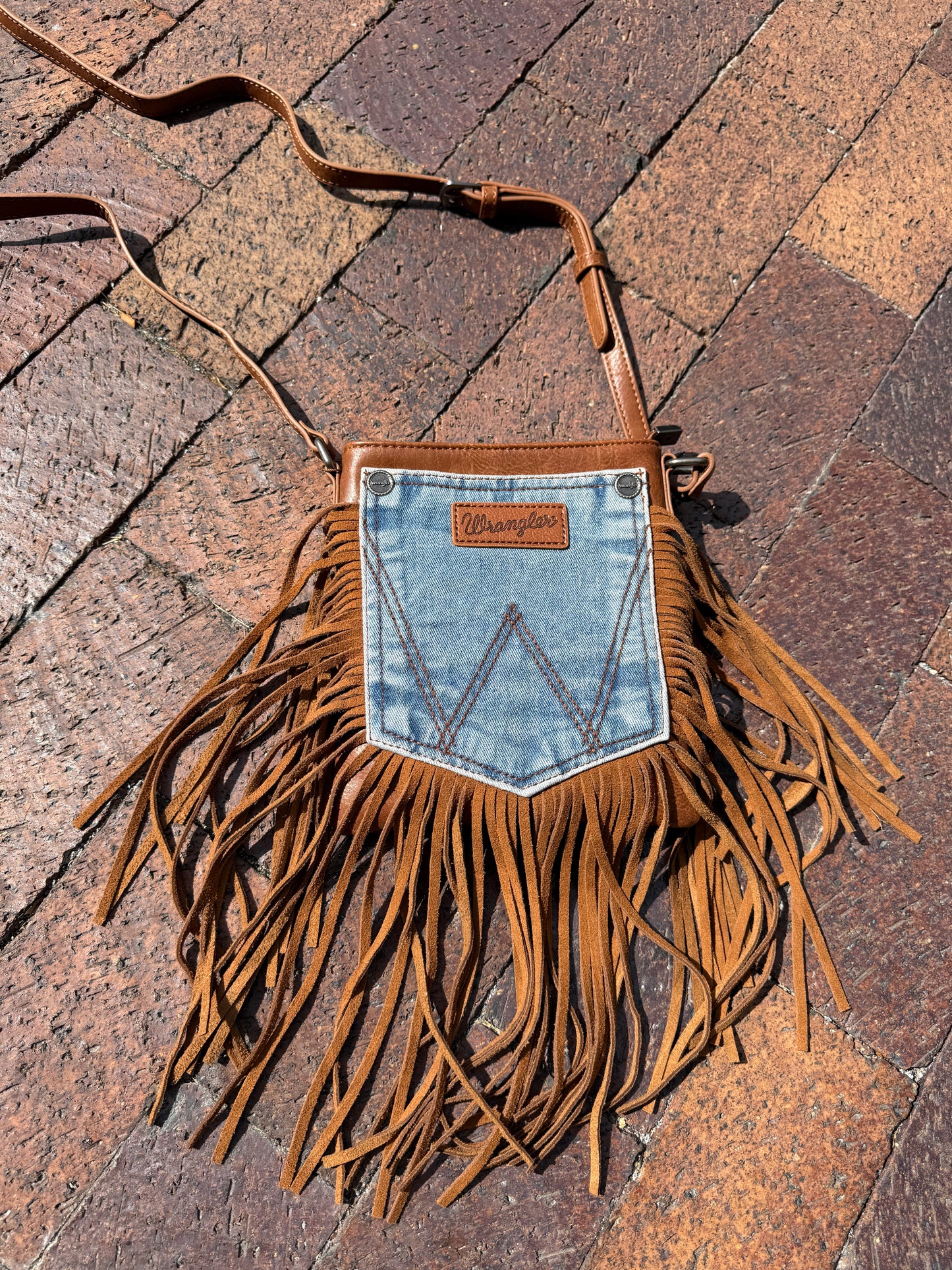 NEW!! Wrangler Pocket Fringe Purse