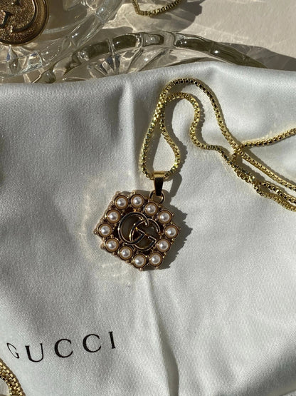 Authentic Vintage Pearl G Pendant Necklace