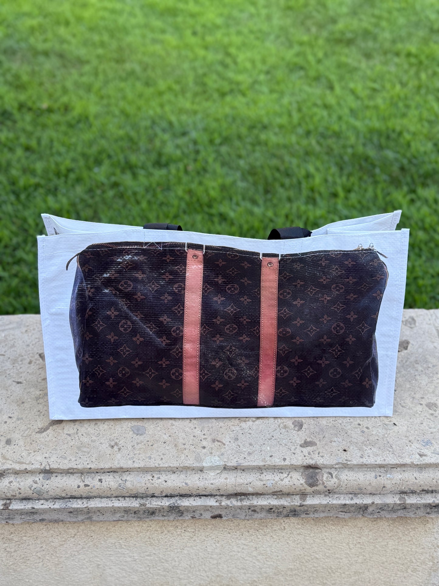 NEW!! Icon Large Tote Bag in 3 Styles