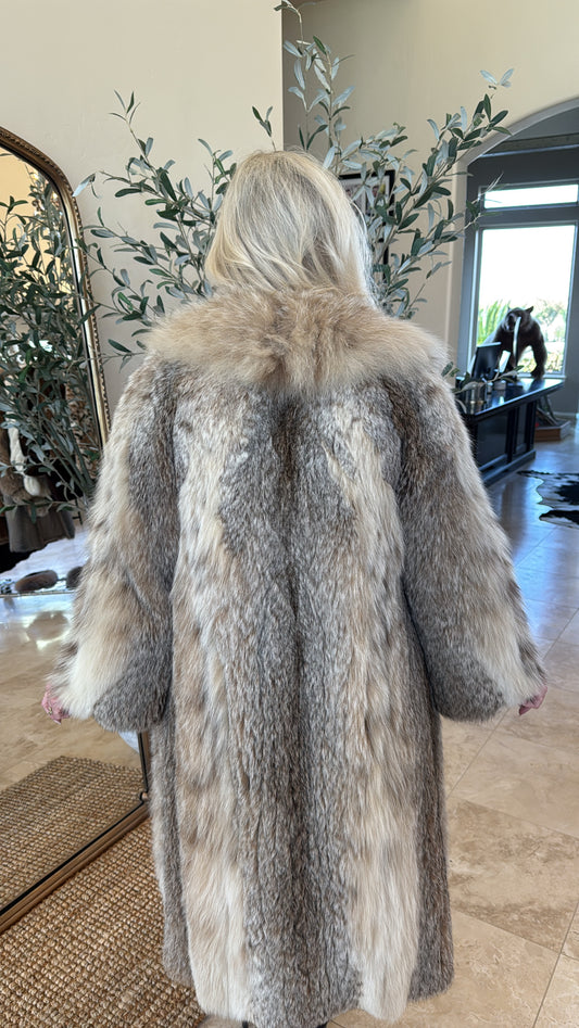#119 Vintage Lynx Coat Size Small