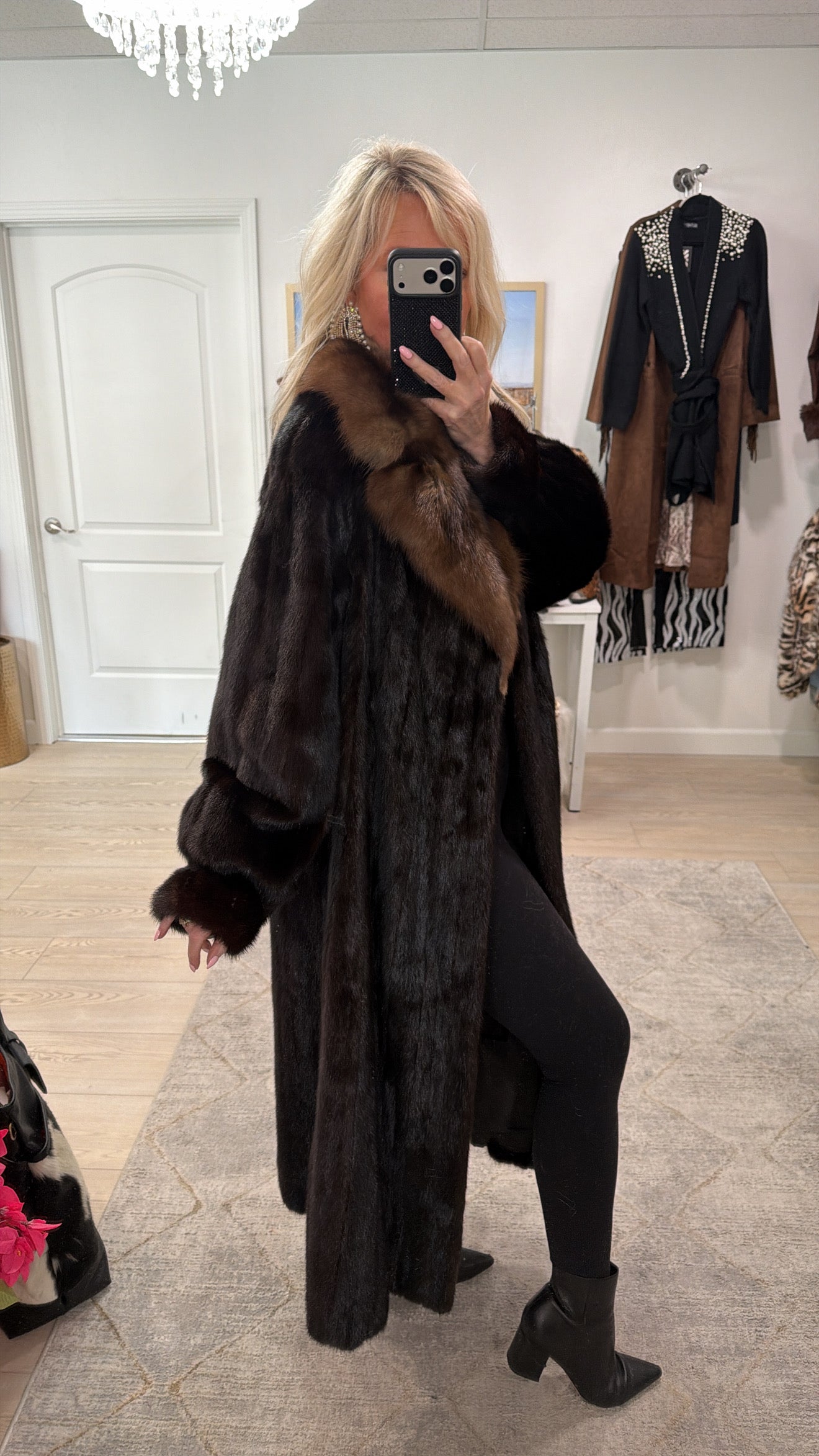 #GB43 Vintage Mahogany Mink and SABLE Collar Coat Size L/XL