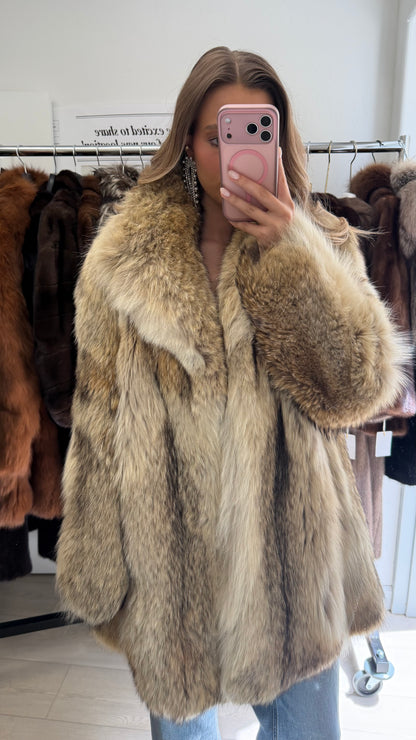 #44 Vintage Oversized Coyote Fur Jacket Size Small