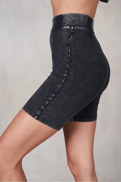 FINAL SALE!! “Get Moving" Mineral Wash Set in Charcoal