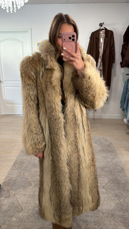 #GB5 Vintage Coyote Fur Coat