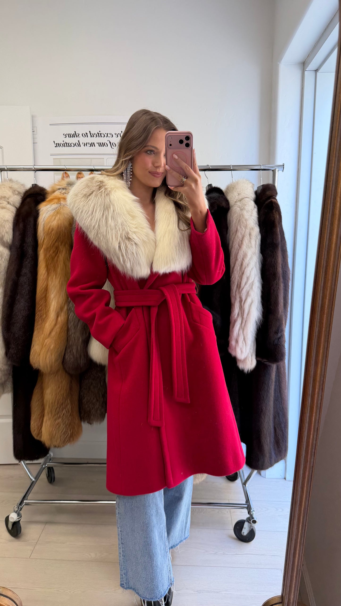 AS SEEN ON LAINEY WILSON!!! Vintage Wool Coat w/ Fox Collar