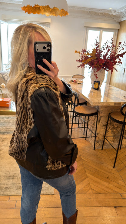Vintage Leather Jacket w/ Rabbit Fur Details Size M/L