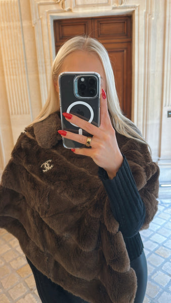 DOORBUSTER!! Ritz Faux Fur Wrap in Brown