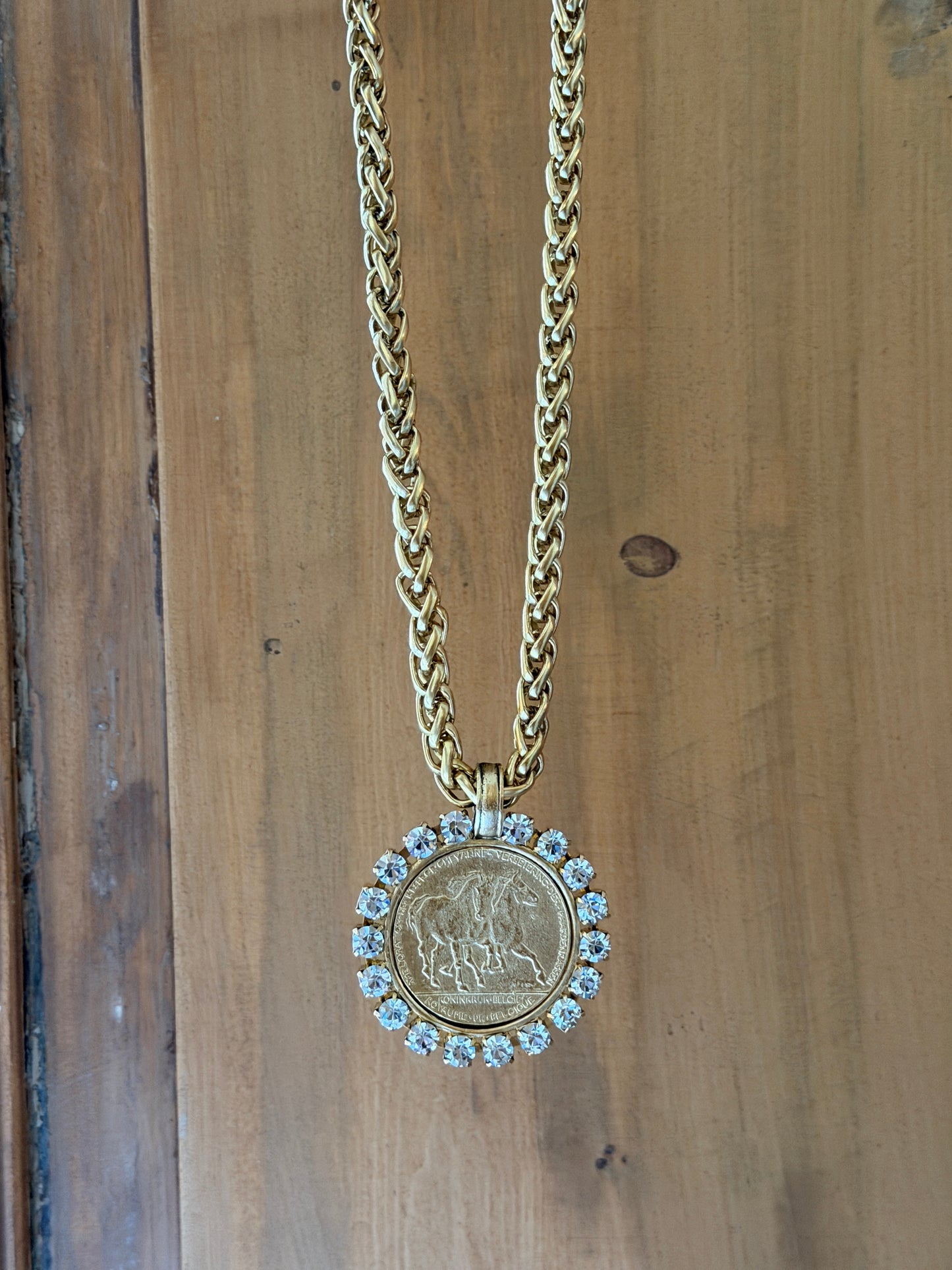 NEW!! Horse and Rhinestone Pendant Necklace