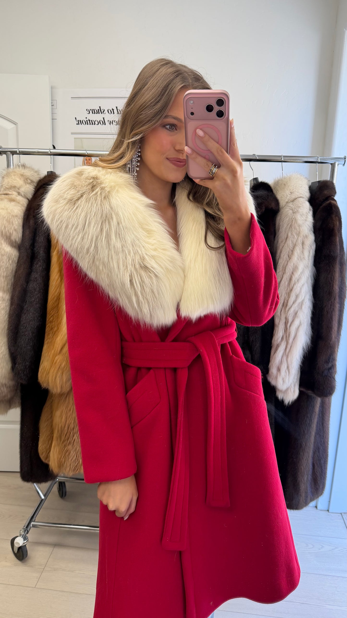 AS SEEN ON LAINEY WILSON!!! Vintage Wool Coat w/ Fox Collar