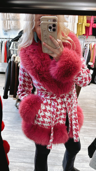 AS SEEN ON WHITNEY RIFE!! Houston Fur Coat in Pink