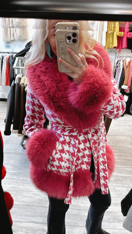 AS SEEN ON WHITNEY RIFE!! Houston Fur Coat in Pink