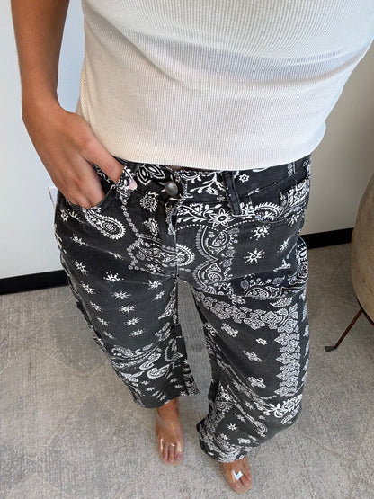Paisley Barrel Leg Pants in Black
