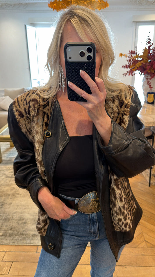 NEW!! Vintage Leather Jacket w/ Rabbit Fur Details Size M/L
